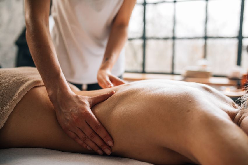 Aromatherapy Massage in Kalyan Nagar, Bengaluru